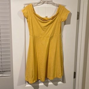 Off-The-Shoulder Cotton Dress